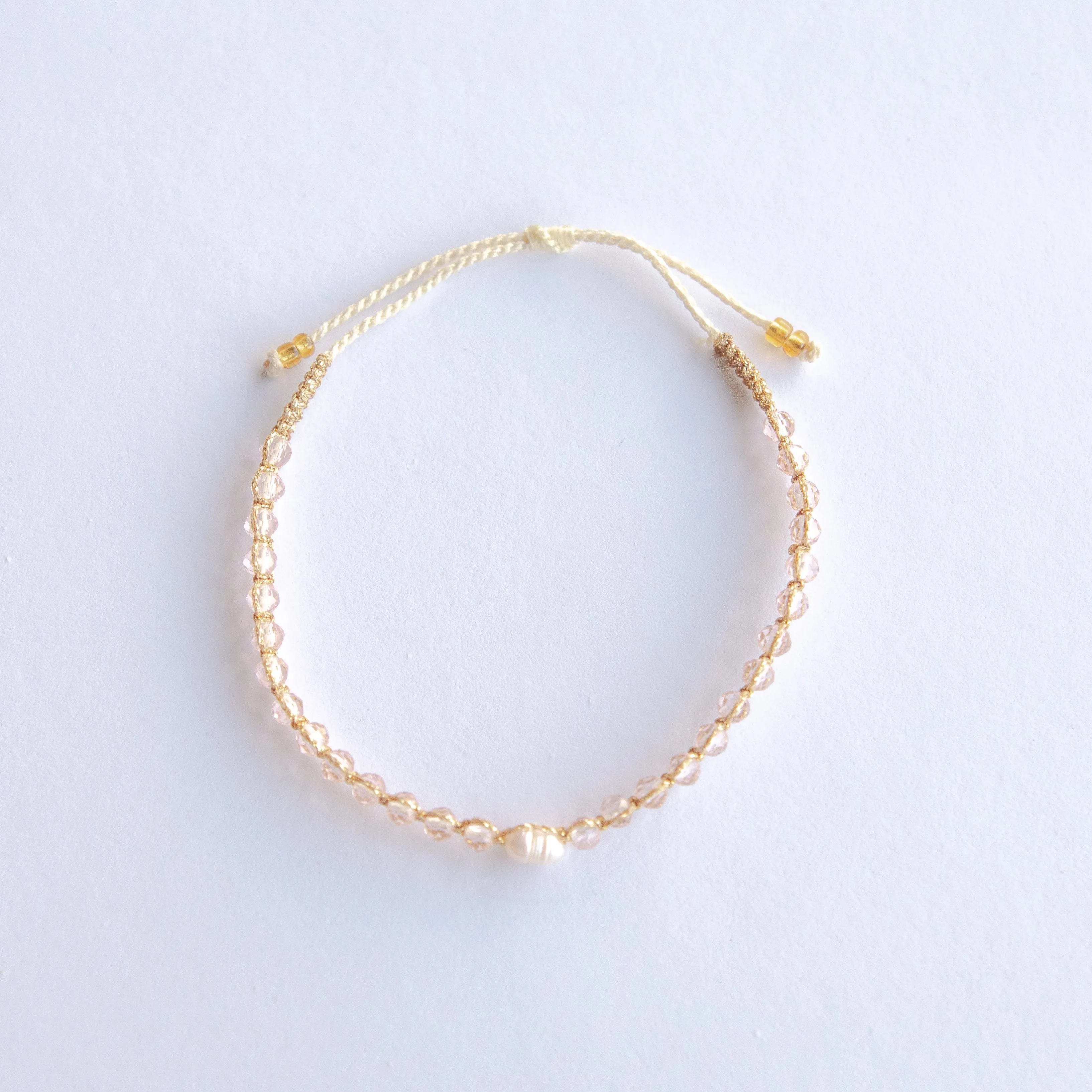 Single Pearl Bliss Adjustable Bracelet