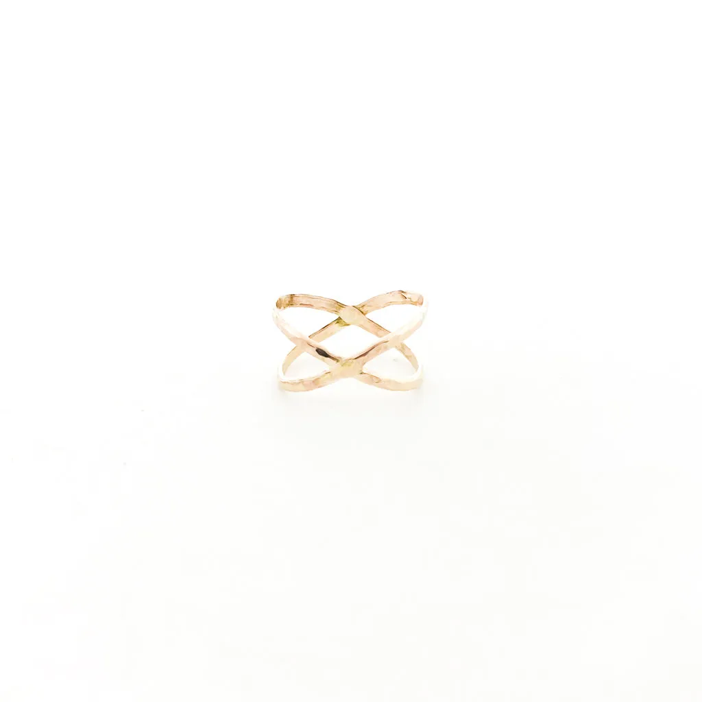 Xiomara X-Axis Ring | Gold